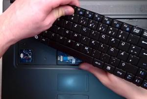 Servicio de Cambio de Teclado de Portatiles - No incluye Teclado